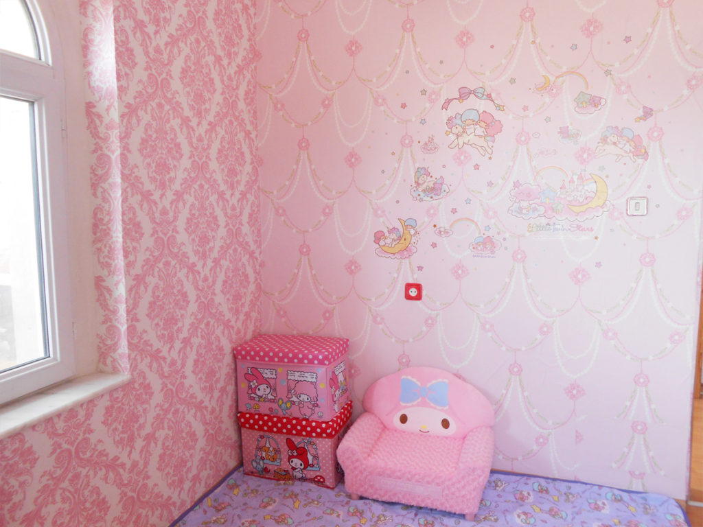 ウォールステッカーで簡単 キキララのゆめかわいいお部屋に模様替え Lafary ウォールステッカーで簡単 キキララのゆめかわいいお部屋に模様替え Lafary
