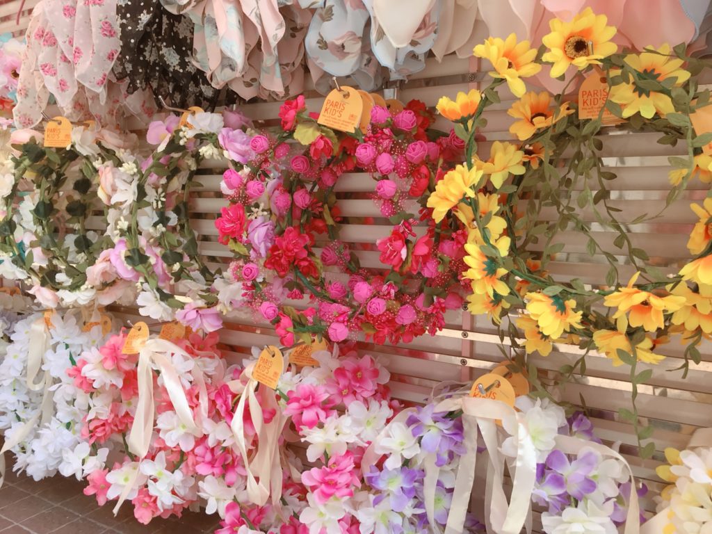 圧巻の品揃え プチプラかわいいアクセサリー パリスキッズ原宿店 Lafary