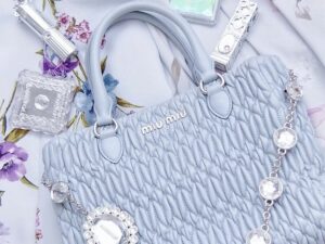 かわいい水色バッグまとめ💎最新の水色アイテムを特集✨