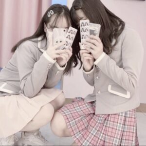 組み合わせ豊富!キュートな制服レンタルで韓国アイドル気分になっちゃおう