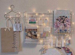 【お洒落なオタク部屋に…】推しグッズの飾り方特集♡